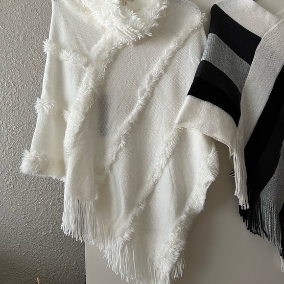 Two Piece PONCHO - Picture 8 of 14